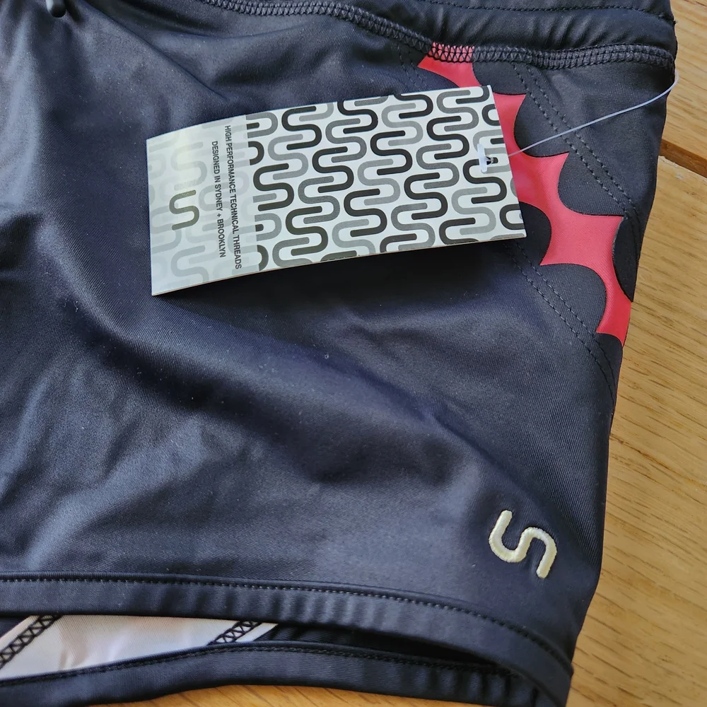 Urban Savage Pink Scallop Shorts Womens Size Large Black Athletic‎ Shorts - Picture 3 of 5